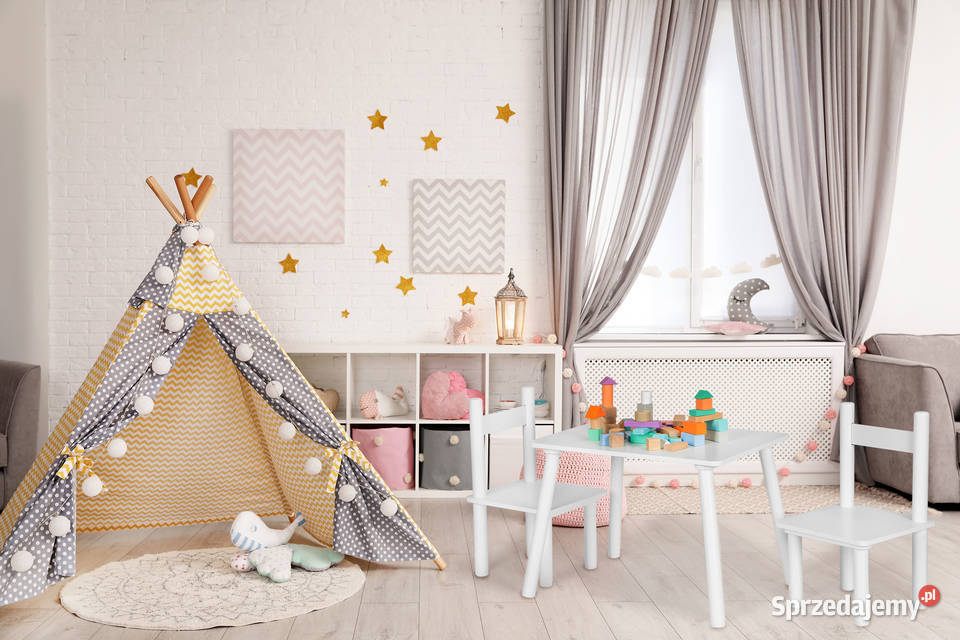 Stół stolik 2 krzesła meble dzieci komplet Smogorzów