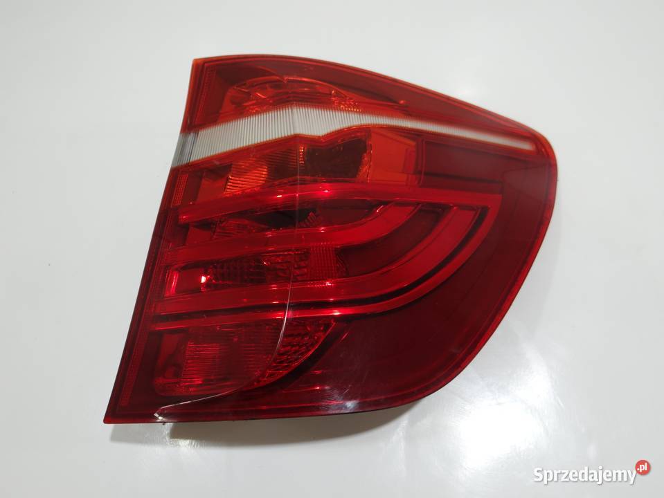 BMW X3 F25 LAMPA PRAWA TYLNA TYŁ OE 7217306