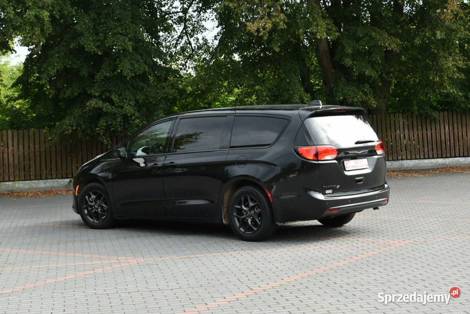 Chrysler Pacifica 36 V6 291 2019r Touring Kamera garażowany Kampinos
