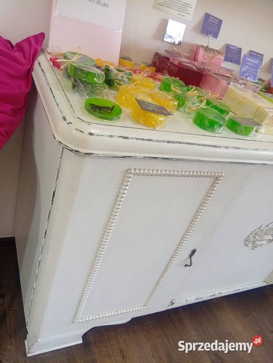 Kredens w świetnym stanie zabytek małopolskie