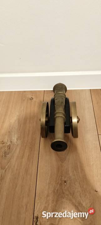 Mosiężna stara armata Jasło