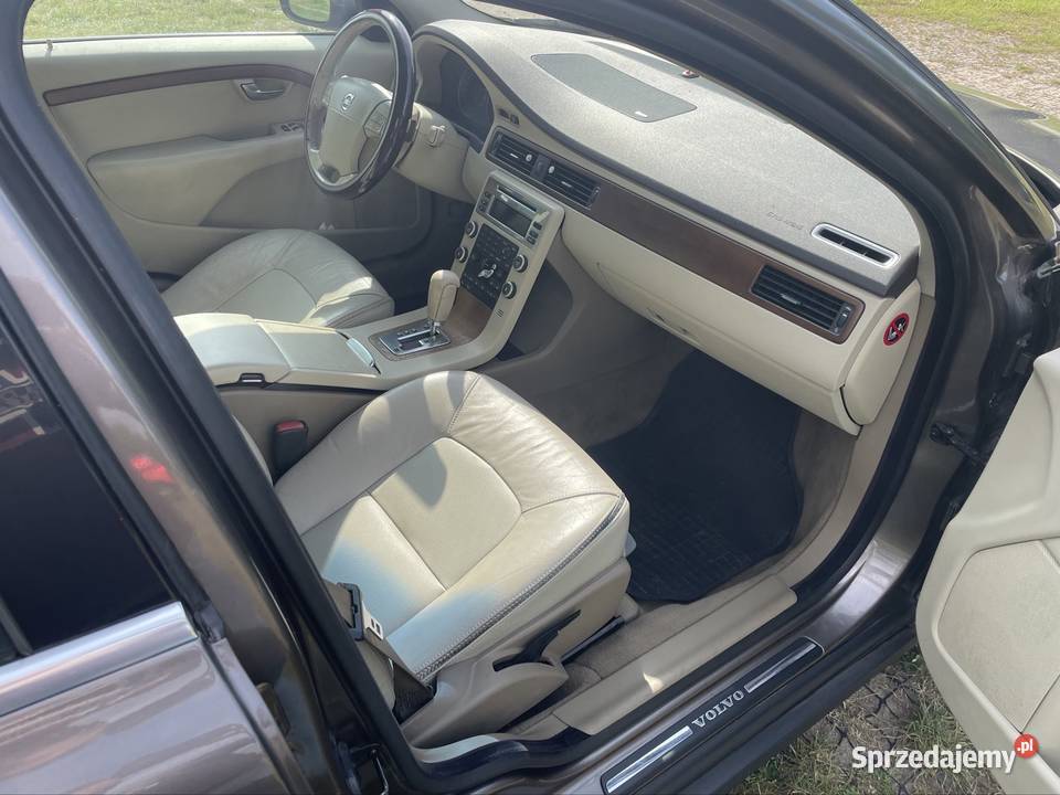Volvo XC70 AWD D5 185 automat 4x4 2008r Warszawa sprzedam