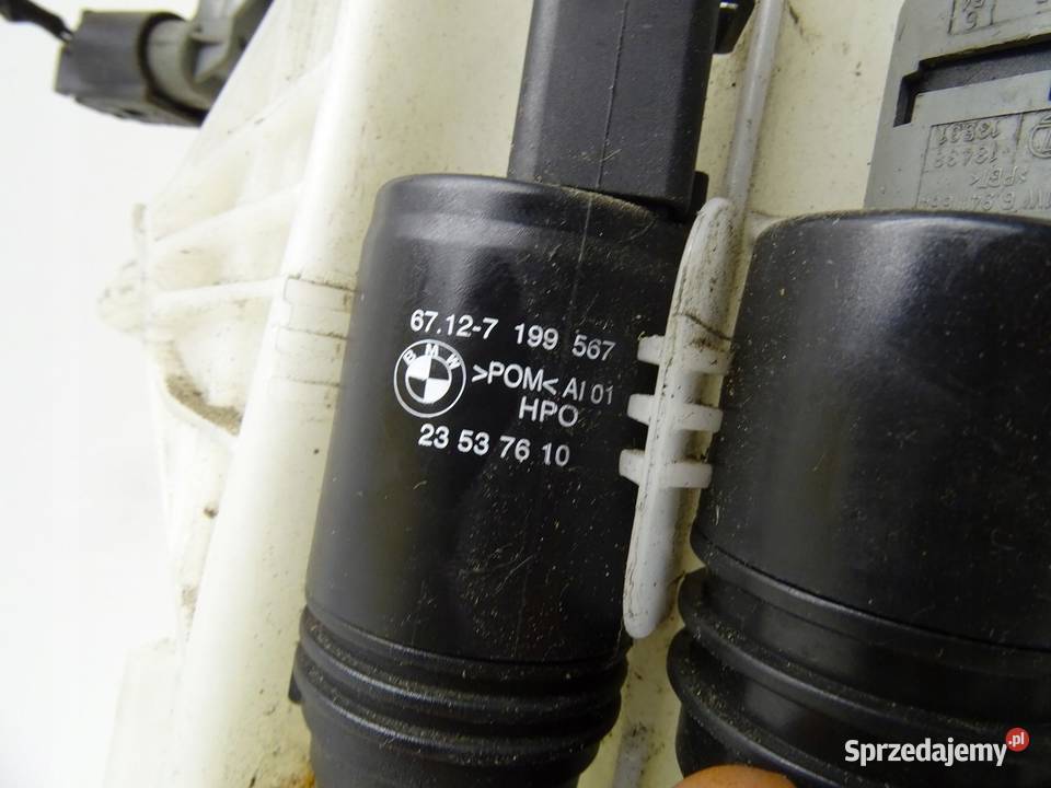 ZBIORNICZEK ZBIORNIK PŁYNU SPRYSKIWACZY BMW X1 Zbiorniki płynu do spryskiwaczy Zbiorniki płynu do spryskiwaczy małopolskie sprzedam