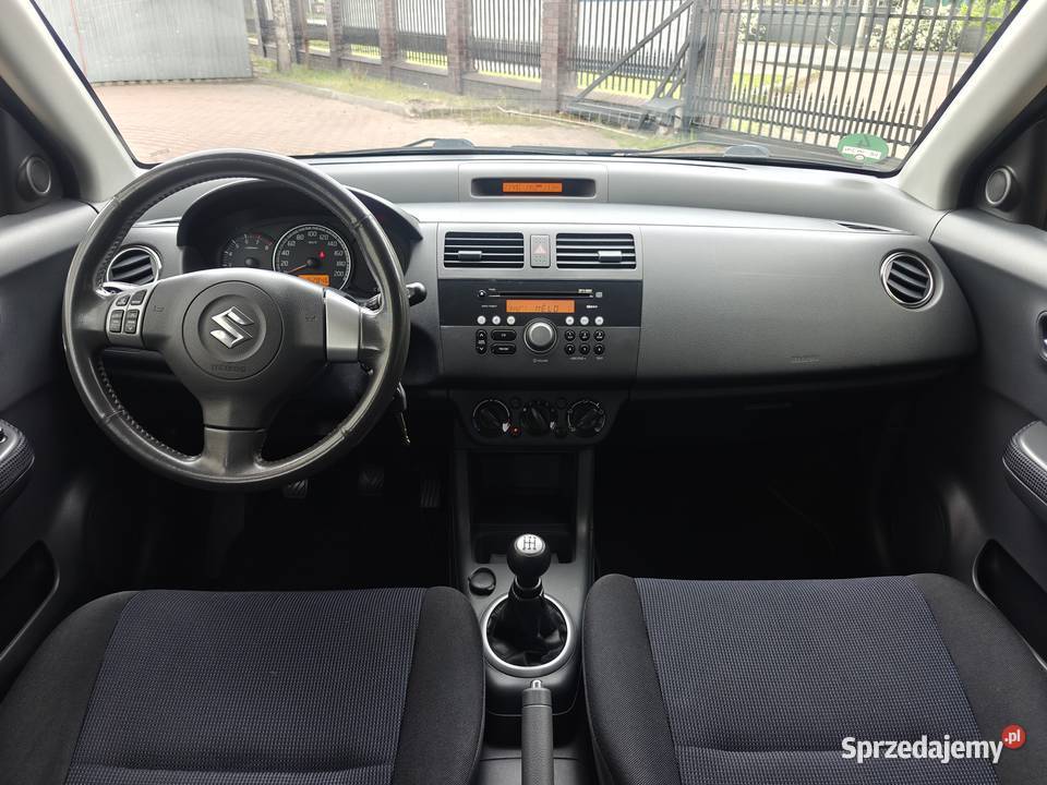 Suzuki Swift 13 92 2007 BezwypadkowyNowe Opony