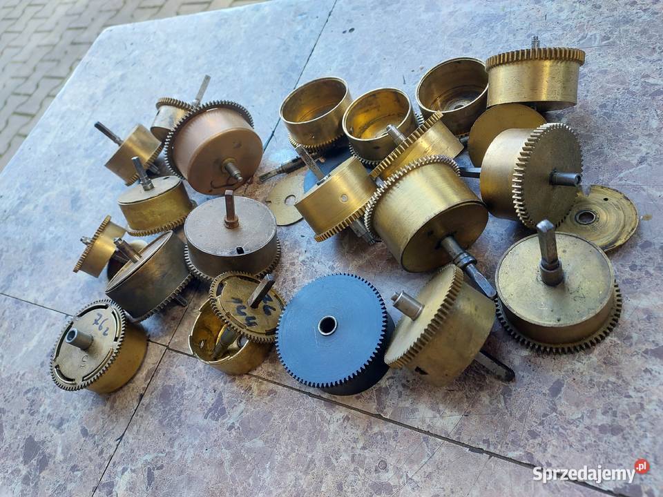 20 bębny mechanizmów starych zegarów Tczew
