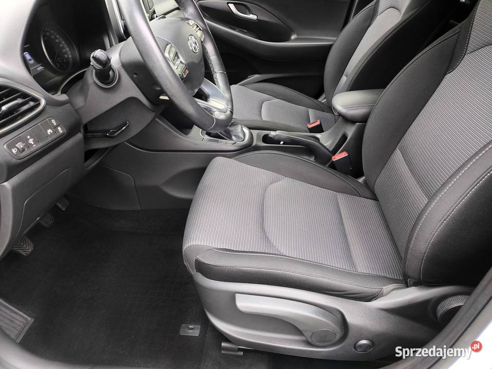 Hyundai I30 serwisowany w ASO bezwypadkowy 1 Sosnowiec sprzedam