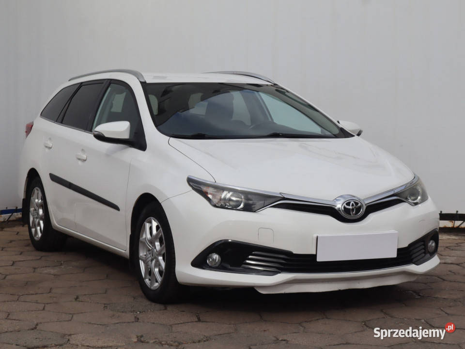 Toyota Auris 16 D4D kamera cofania sprzedam