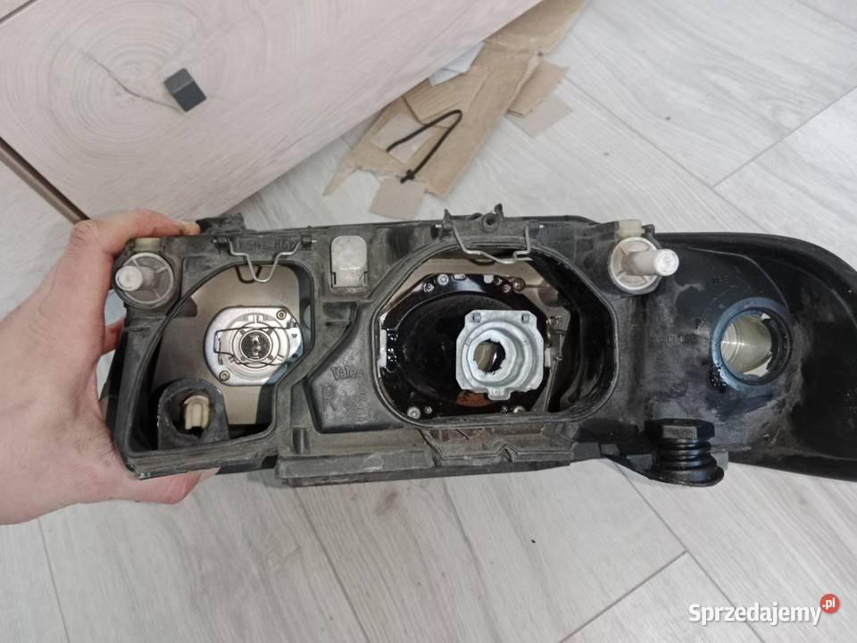 Lampa przednia prawa Audi A4 b5 lift Wejherowo