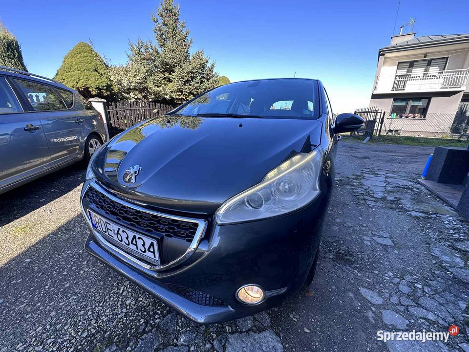 Peugeot 208 Nowy Rozrząd Bogate Wyposażenie Samochody osobowe Ładna sprzedam