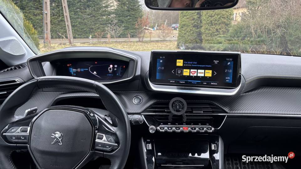 Peugeot 208 12 130 virtual cockpit ASR (kontrola trakcji) Krzywe