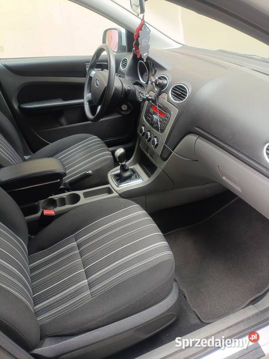 Ford Focus MK2 Lift 2009 16 Benzyna Kombi Pelnik sprzedam