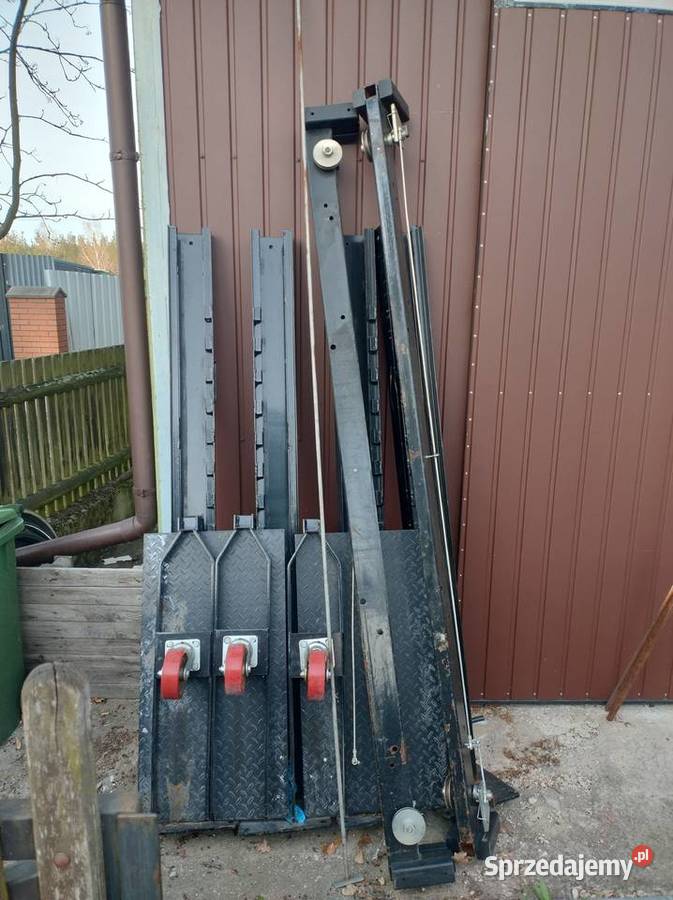 Podnośnik czterokolumnowy 37 T półautomat 400V Myszyniec
