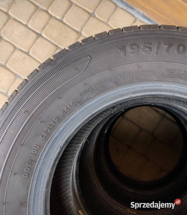 Opony do Busa Lato 15C Siennica Królewska Duża