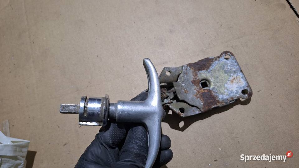 Klamka klapy bagażnika M20 FSO Warszawa Gaz Kraków