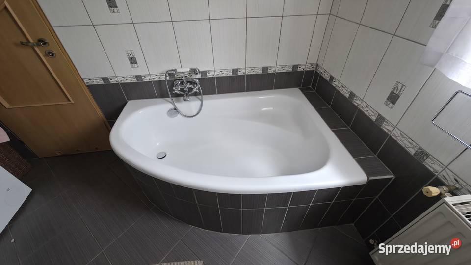 Wanna narożna 150x100 do obudowy płytkami