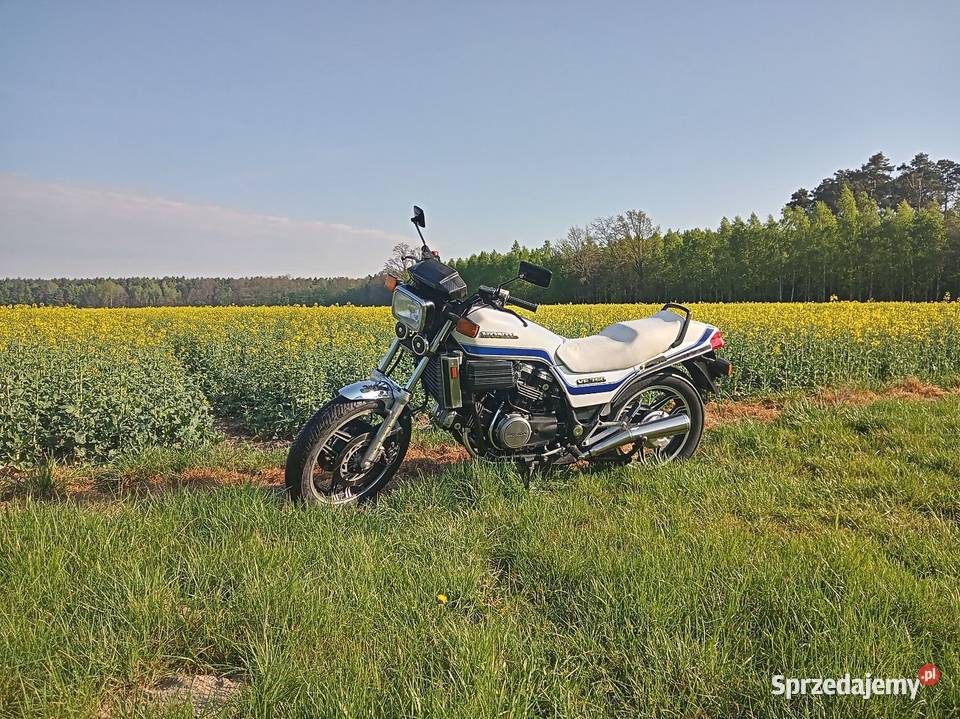 Honda VF 750 sabre Korczyska