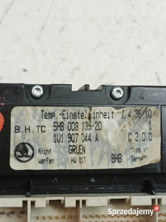 PANEL NAWIEWU 5HB00813920 1U1907044A Skoda Rok produkcji 2010