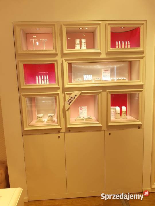 Meble do sklepu jubilerskiego gabloty komody Warszawa