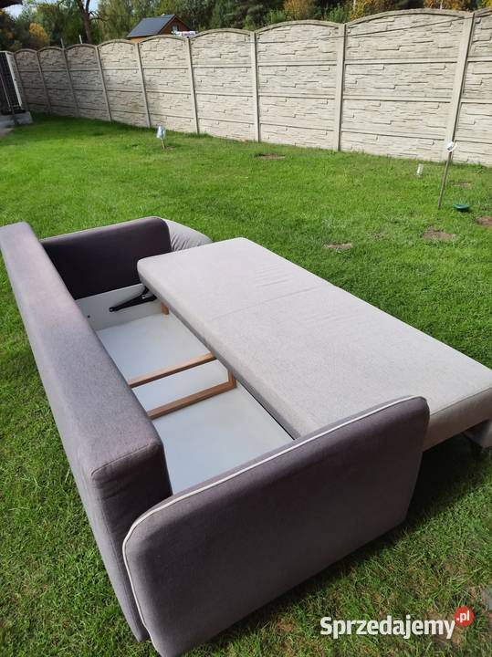 Sofa wersalka rozkładana z funkcją spania