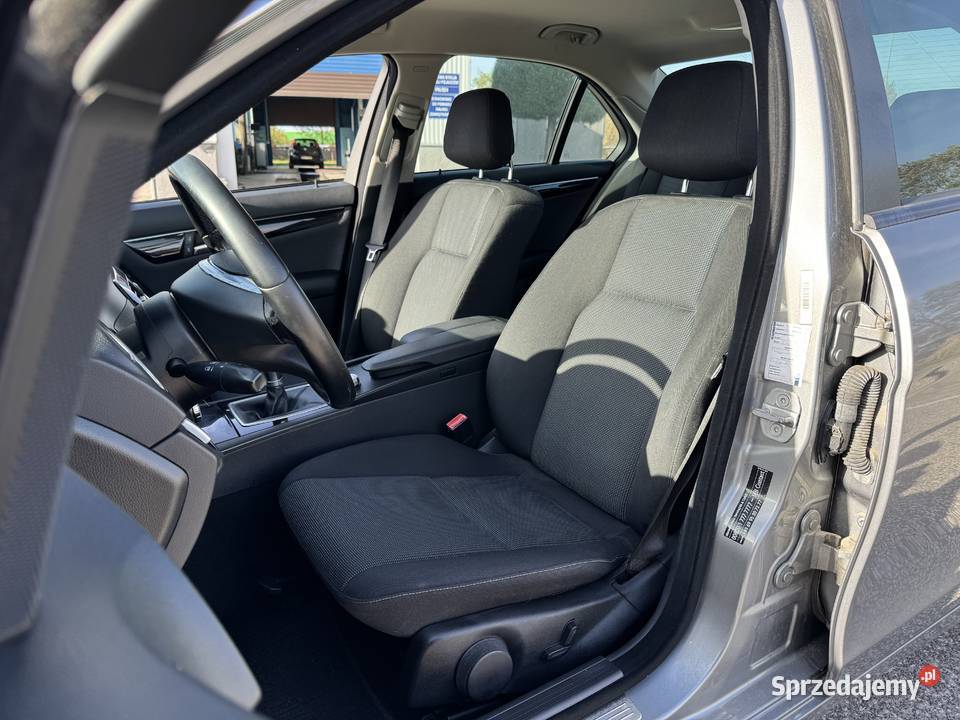 Mercedes C 18 BENZYNA Klimatronik Nawigacja Ledy Klasa C Konin