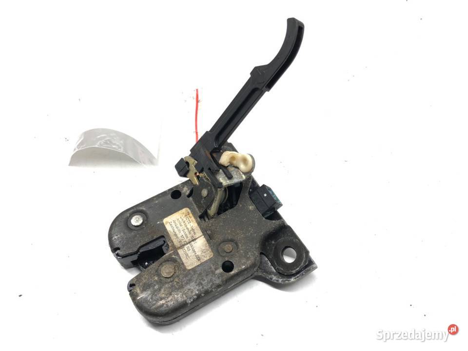 ZAMEK KLAPY TYŁ AUDI A3 8P Hatchback 8P3827505