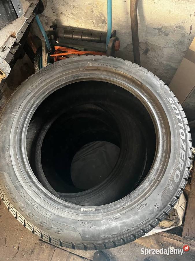 Opony Pirelli sottozero 3 24550 R18