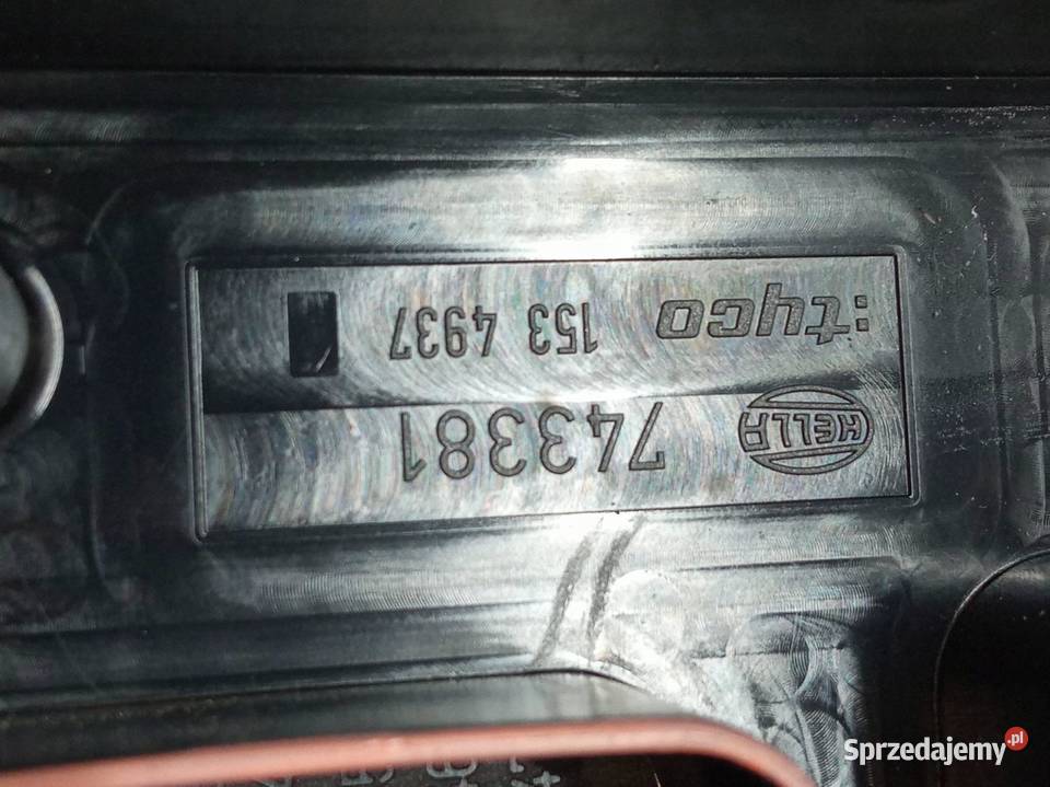 SKRZYNKA BEZPIECZNIKÓW 13191126 16 B Opel Astra