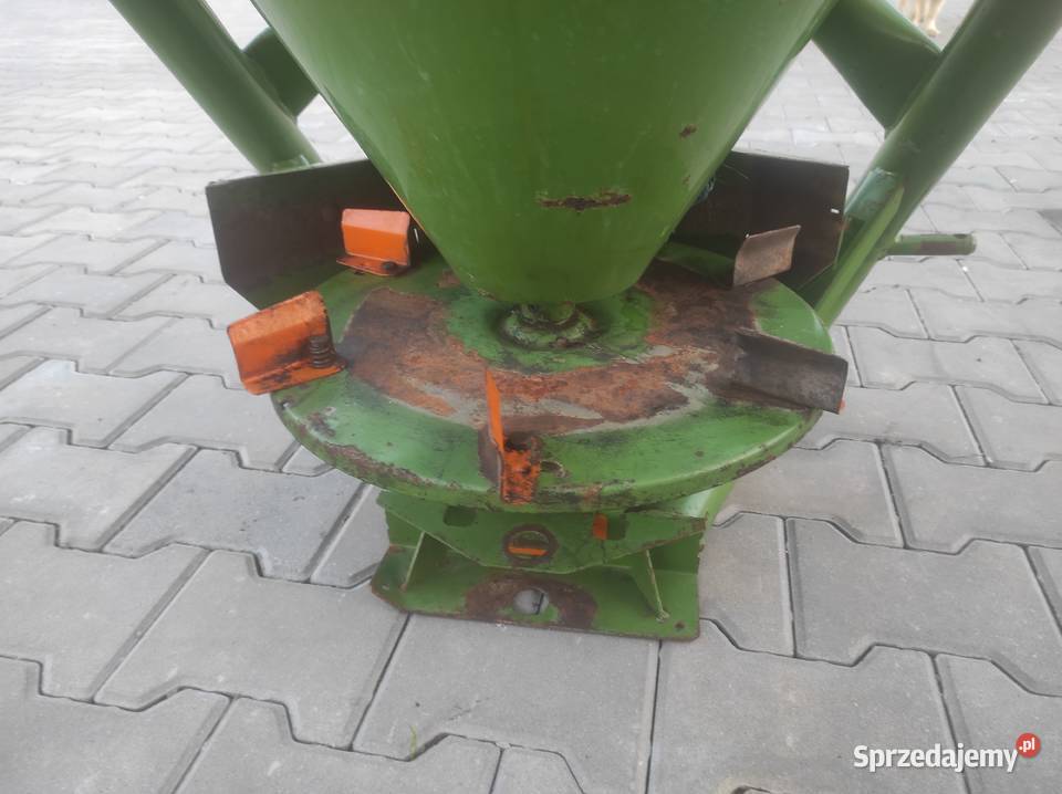 Rozsiewacz nawozów Amazone lejek świętokrzyskie Radoszyce