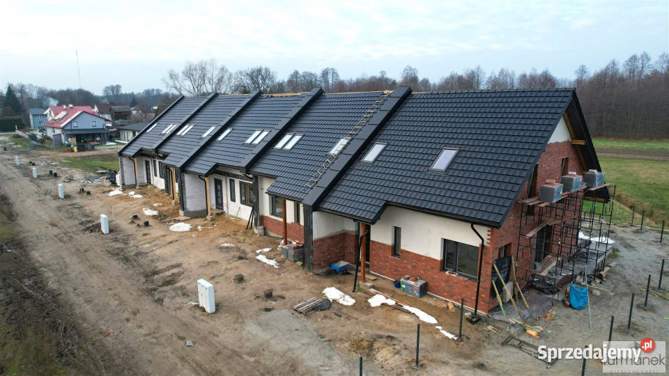 Sprzedaż domu szeregowego Dąbrowica 11971m2 sprzedam