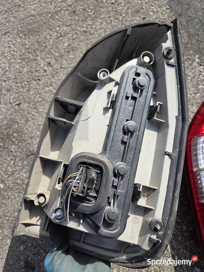Lampy tylne Opel Zafira a Łagów