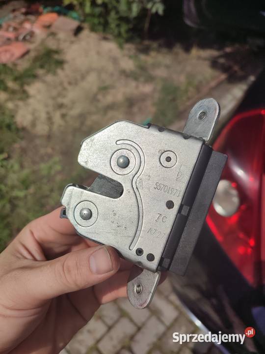 Zamek klapy bagażnika opel corsa d Pozostałe Garwolin