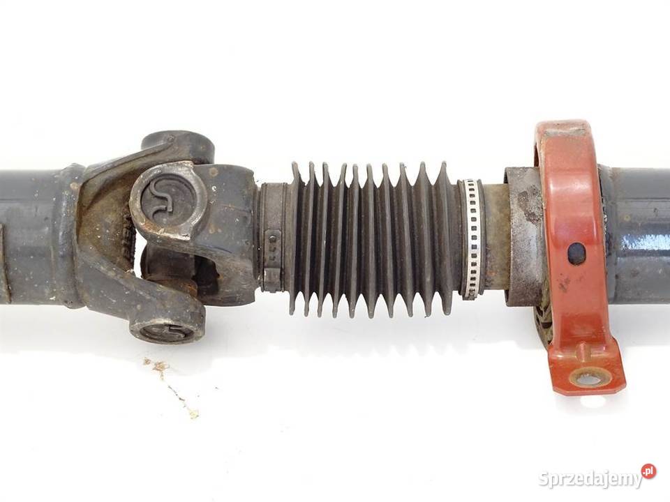 WAŁ NAPĘDOWY IVECO DAILY IV Van minibus 0612 30 osobowe