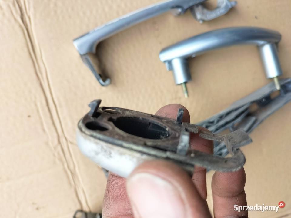 Citroen C3 MK1 KLAMKA ZAMEK WKŁADKA ZEWNĘTRZNA Kamień-Kolonia