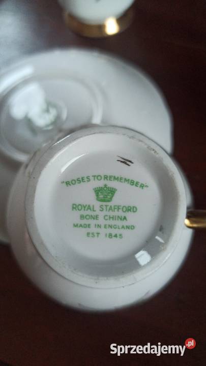 Patera Roses to Remember Royal Stafford Made in Gdańsk