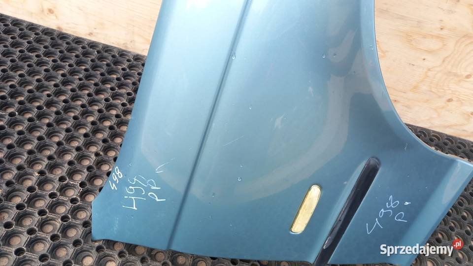BMW E46 KOMBI BŁOTNIK PRZÓD PRAWY 4426