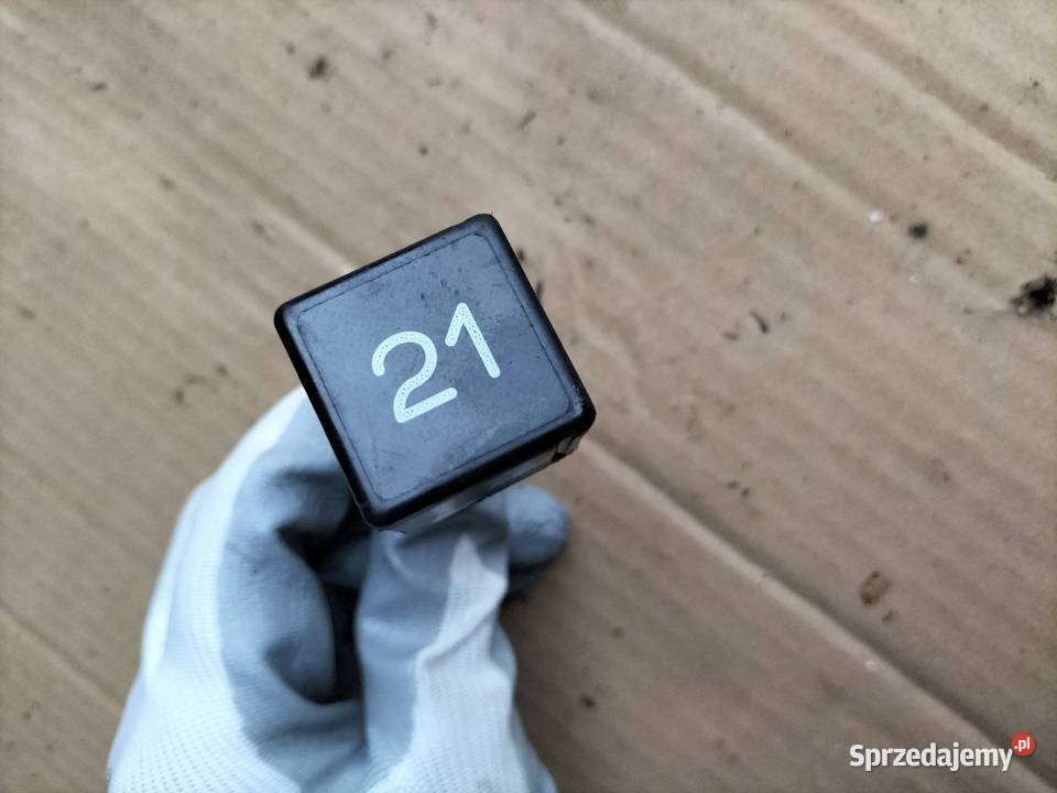 PRZEKAŹNIK ŚWIATEŁ AUDI 21 191953227A Kamień-Kolonia sprzedam