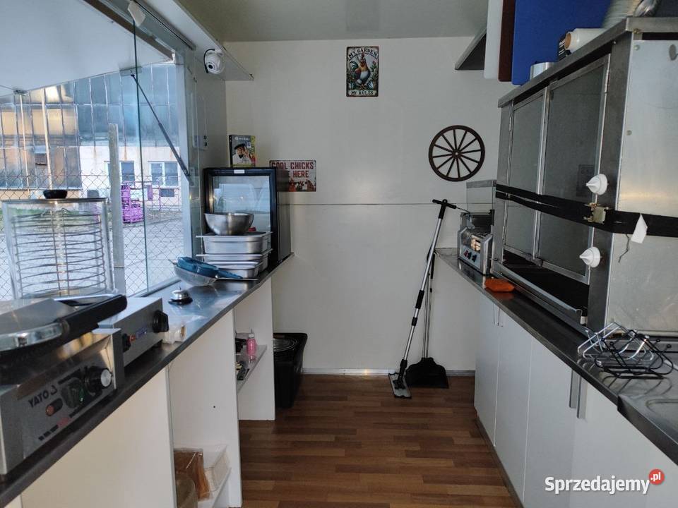 Przyczepa gastronomiczna Food Truckz odbiorem Neptun Gastronomiczne Wrocław