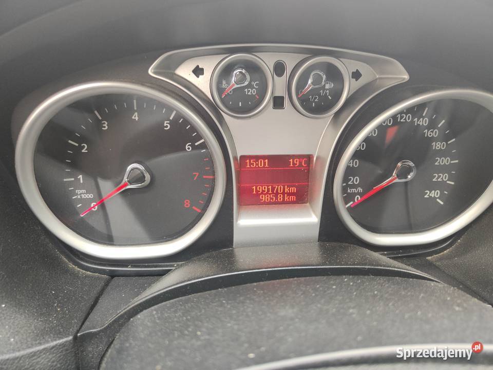 Ford Focus Kombi 18 benzyna manualna Piła sprzedam
