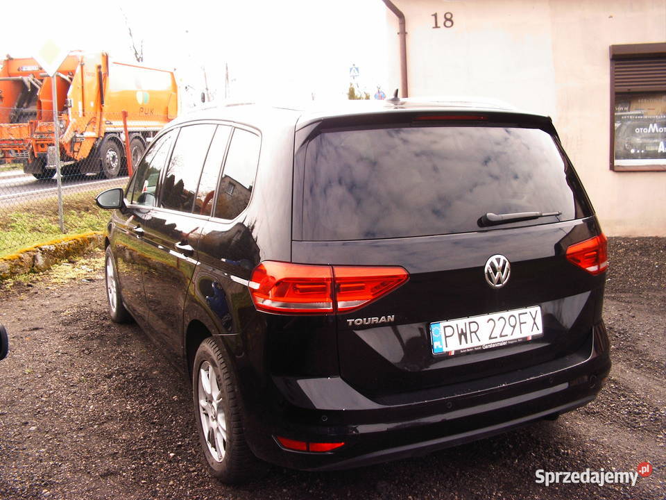 Volkswagen Touran 20 TDI 2019 r podgrzewane fotele