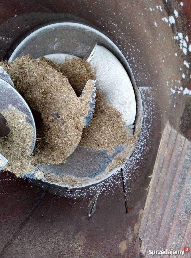 Wóz paszowy paszowóz trioliet solomix 1200 12m3 Pińczów