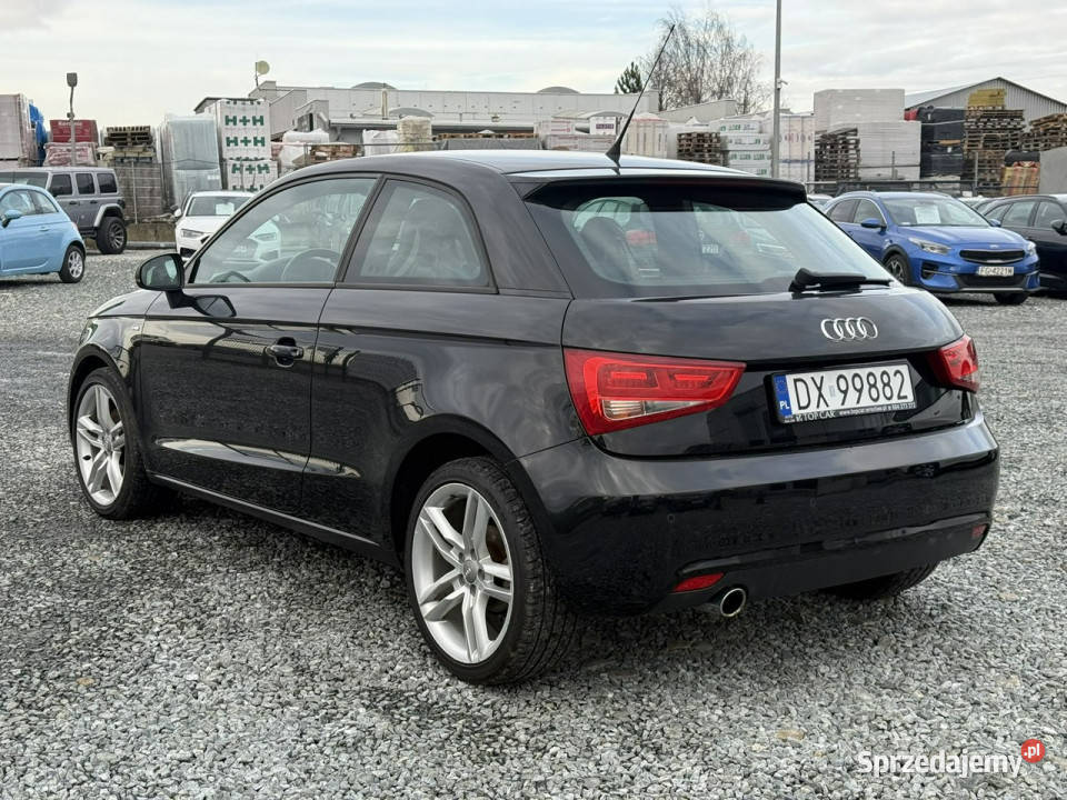 Audi A1 3drzwiowe 16 TDI 105 2011r SLine zadbane wspomaganie kierownicy Wojkowice