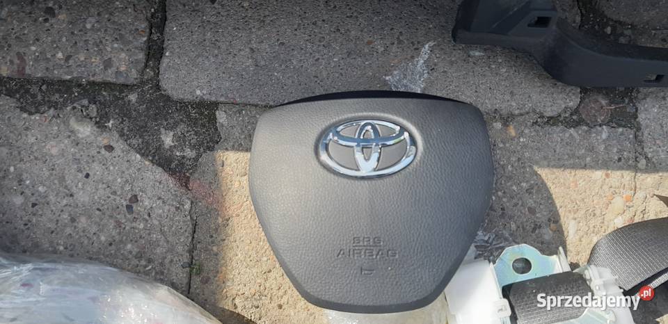 Toyota auris lift kombi deska z podsufitka