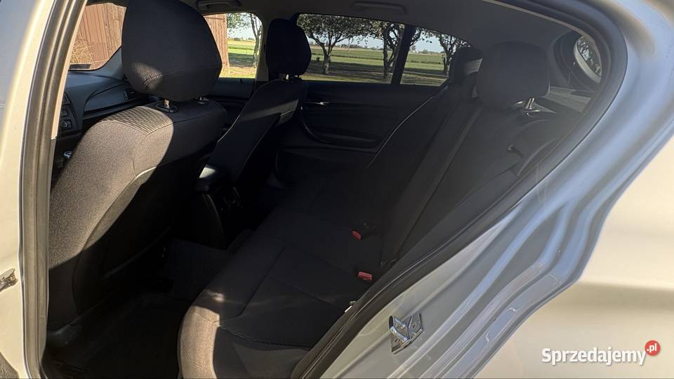 BMW F20 118i 2012 mazowieckie