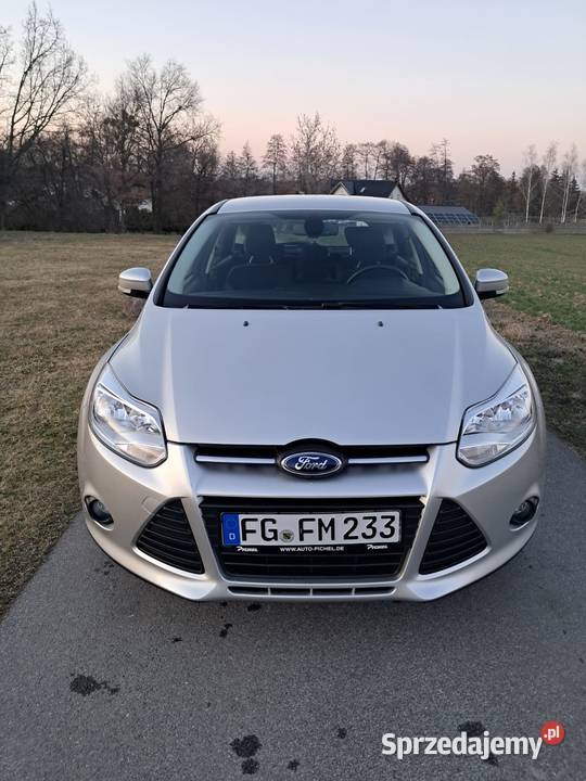 Ford Focus 16 zwykła benzyna tempomat z Niemiec nieuszkodzony Pleszew sprzedam
