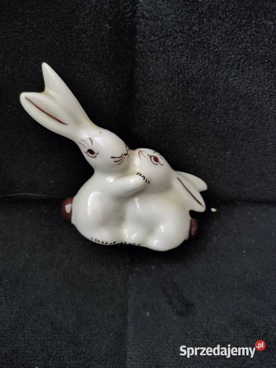 Figurka zające Ćmielów Chodzieżywawel Choszczno sprzedam