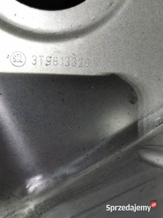 SKODA SUPER B OKULAR WZMOCNIENIE PRAWY TYŁ Luzino