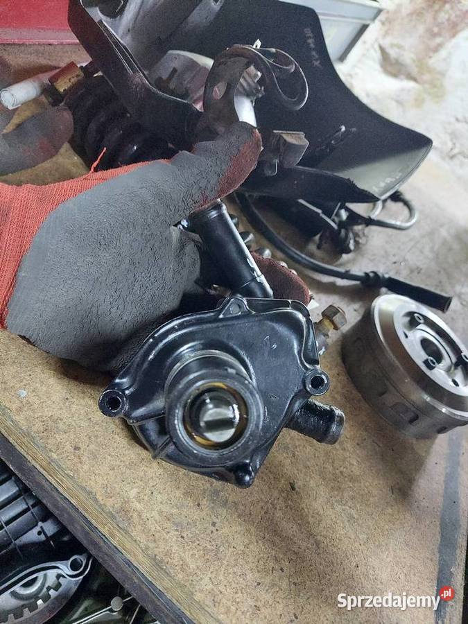 Honda VT 500 pompa wody wirnik obudowa pompy Jelenia Góra