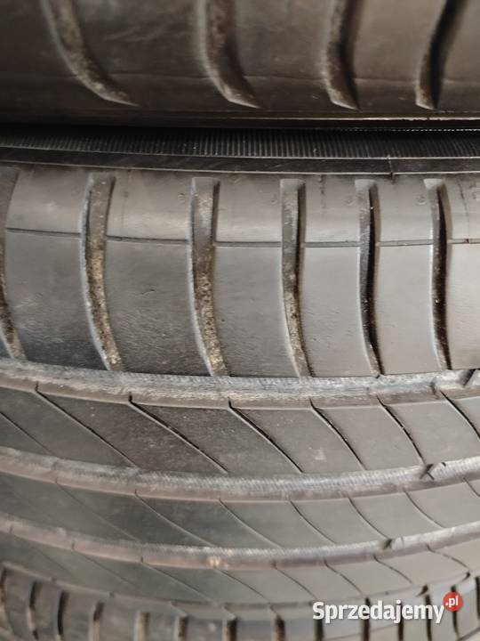 Opona Michelin 215 65 R 17