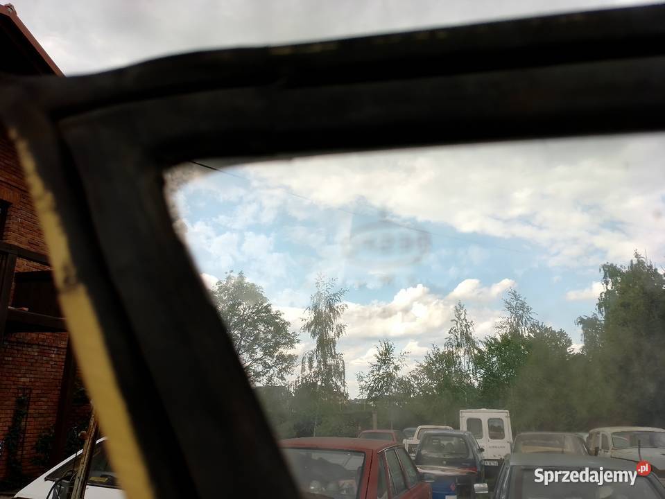 Fiat 125 p kombi szyba ostatnia lewa Jarosław