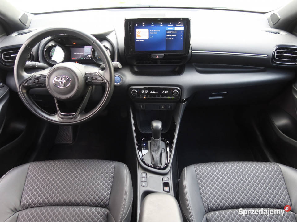 Toyota Yaris 15 VVTi Hybrid Yaris Katowice sprzedam